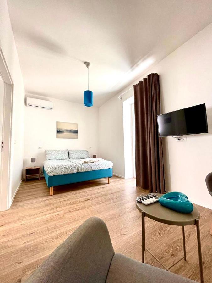 Apulia Holidays Apartment Mola di Bari Luaran gambar